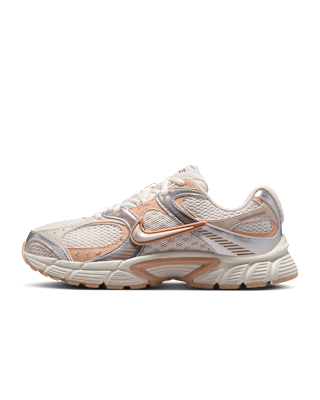 ＃woman　2022 5 W+NIKE+V5+RNR.png